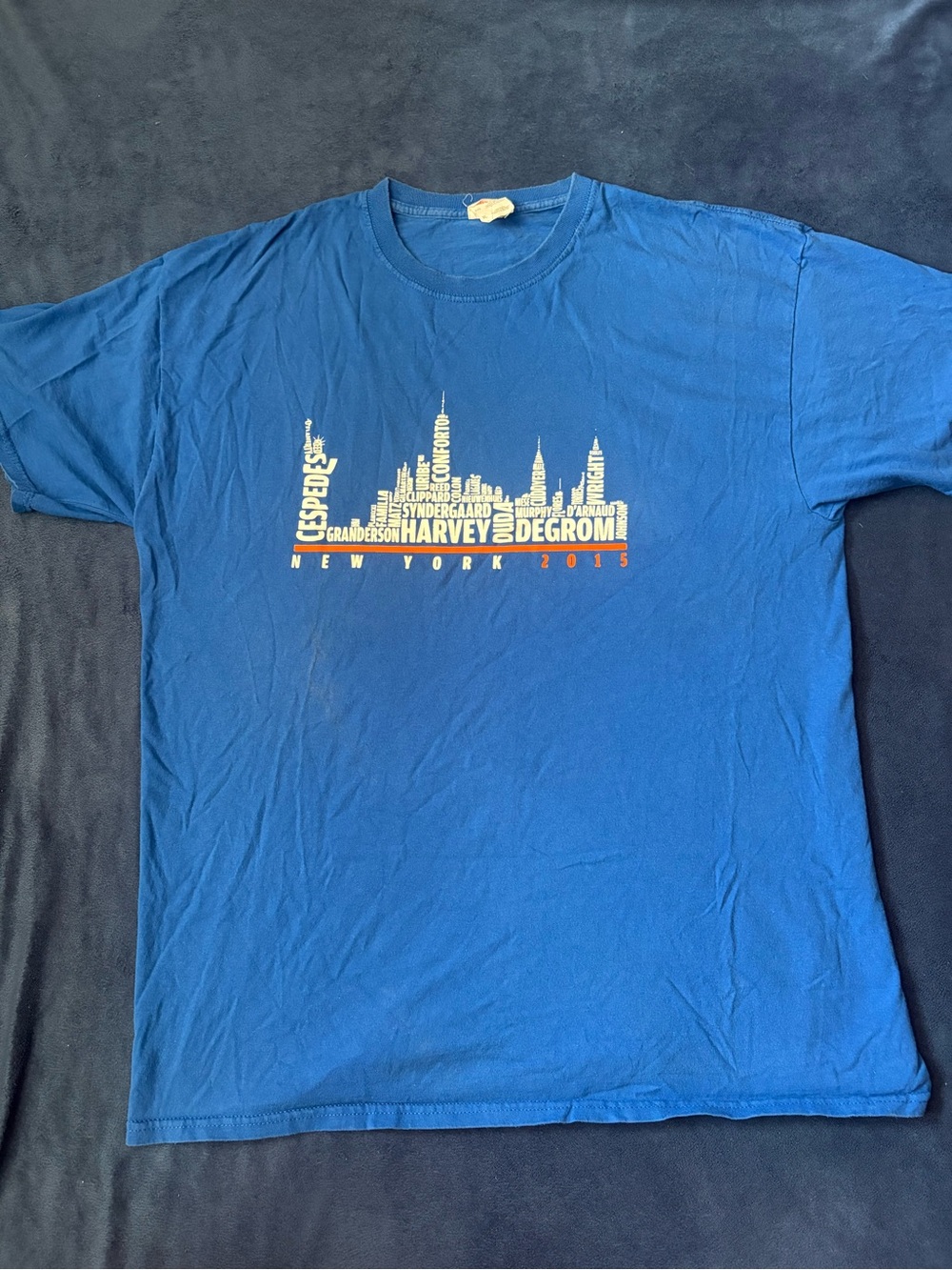 Vintage 2015 New York Mets Roster Skyline Mens Graphic T-Shirt